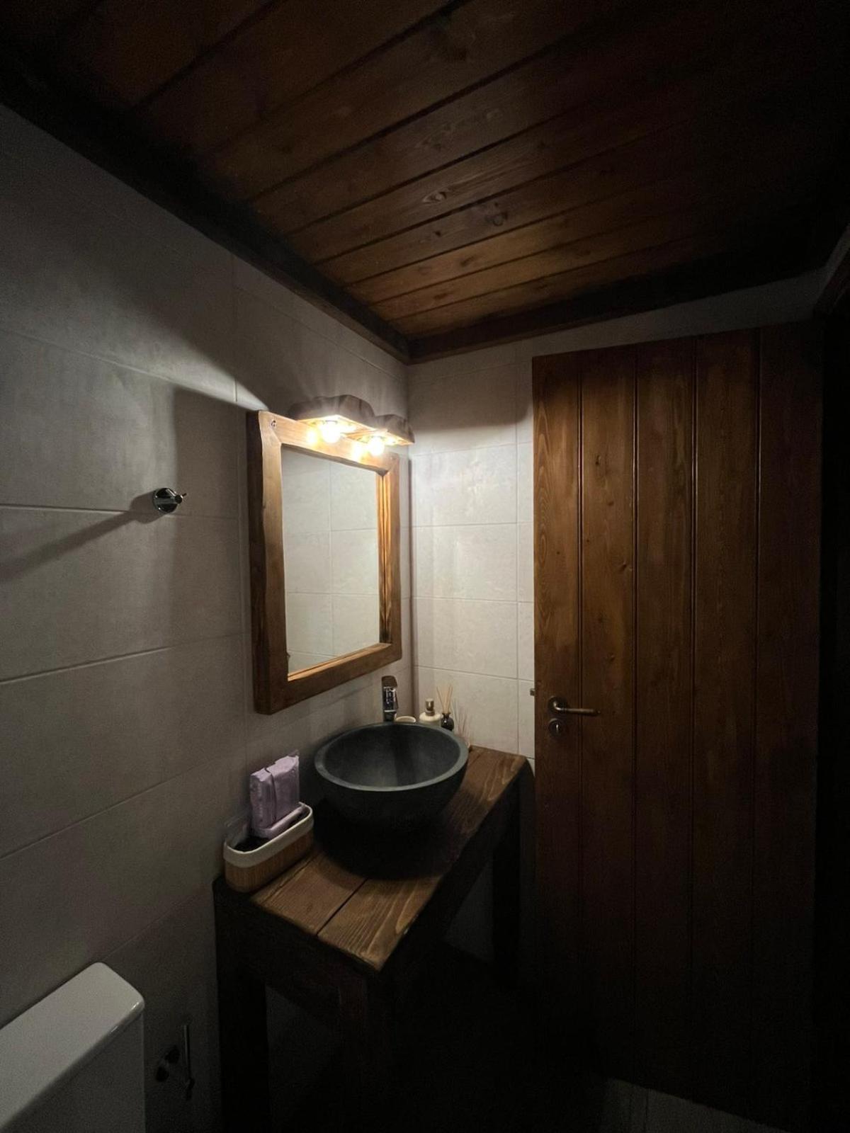 Traditional Stone Guesthouse Agios Ioannis  ภายนอก รูปภาพ